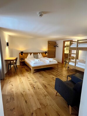 Comfort Loft, Non Smoking, Private Bathroom
