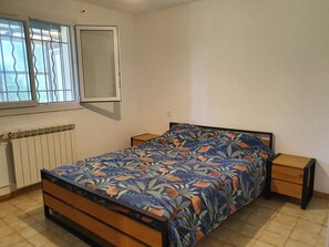 3 Schlafzimmer, Bügeleisen/Bügelbrett, Bettwäsche