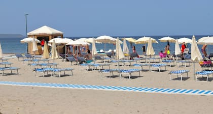 Residence with swimming-pool in Arborea