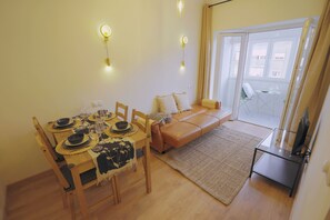 Smart TV - Lisbon Charm 94D Central & Historical & Next to Subway (Lisboa)