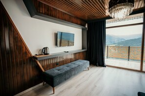 Télévision de 55 pouces avec chaînes par satellite