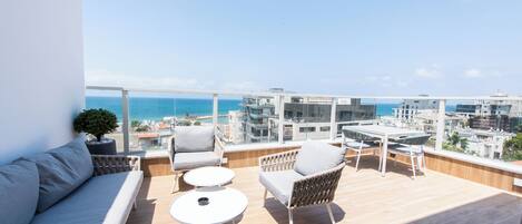Deluxe Apartment, 1 Double Bed with Sofa bed, Sea View | Terrace/patio