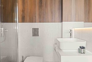 Hair dryer - Phaedrus Living: Limassol Seaside Residences 01 (Limassol)