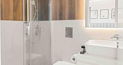 Phaedrus Living: Limassol Seaside Residences 03