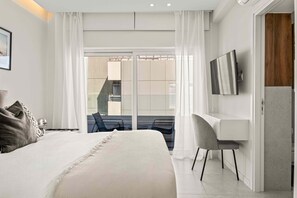 1 bedroom, iron/ironing board, WiFi, bed sheets - Phaedrus Living: Coastal Seaside Residences 04 (Limassol)