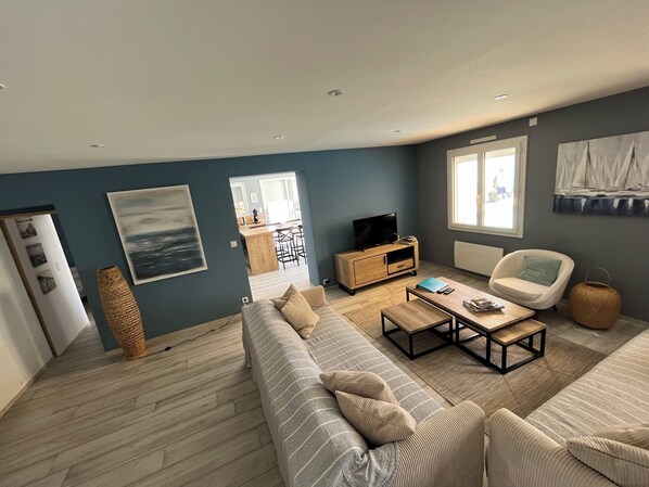 Living area - Maison Familiale Chic et Confortable Avec Piscine à 50 Mètres de Locéan (Bretignolles-sur-Mer)