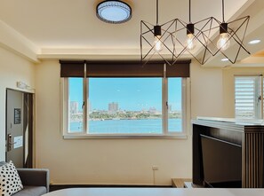 View from room - Canal16 HarborView Studio (Tainan)