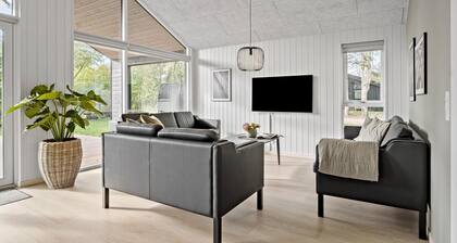 Cozy home in Gilleleje with sauna