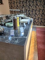 Desayuno buffet todos los días (con cargo)
