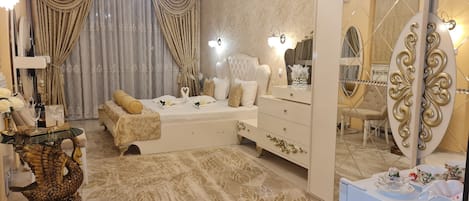 2 habitaciones, tabla de planchar con plancha, wifi y ropa de cama