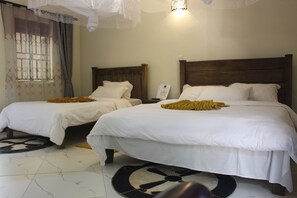 Chambre Deluxe avec lits jumeaux | Draps en coton égyptien, literie de qualité supérieure
