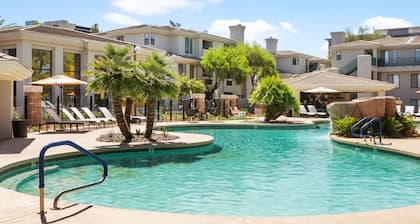 TWO CozySuites at Kierland Commons