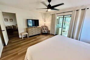 2 bedrooms, Internet - Great view of tranquil lagoon, just a short walk to the Village Del Prado pool. (Saint Augustine)