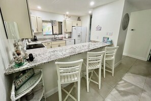 Fridge, microwave, oven - Escape to this lovely updated 2 bed/2 bath condo, unit is on the second floor. (Saint Augustine)