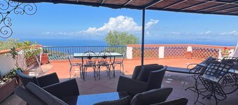 Splendid Villa with swimming pool, Sea view, Massa Lubrense-Sorrento.