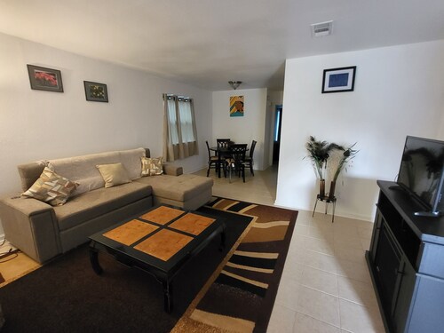 Y's HomePlace New Orleans Guest House 