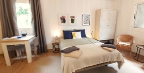 1 bedroom, iron/ironing board, travel cot, free WiFi - Casa Alicia Studio 2 in Hermigua, La Gomera (Las Casas)