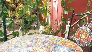 Outdoor dining - Casa Alicia Studio 2 in Hermigua, La Gomera (Las Casas)