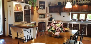 تناول الطعام