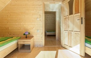 2 bedrooms, free WiFi - Stunning home in Pobierowo with WiFi (Pobierowo)