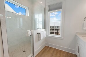Shower, hair dryer, towels - BRAND NEW HOME-La Concha-The Osprey-Boat Slip Included-Signature Properties (Orange Beach)