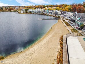 Beach - Beachwalk Set Sail! Luxury Home Open Floor Concept Large Outdoor Area (Long Beach)