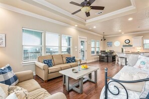 Living area - Pelicans Landing 2 Bedroom Home by RedAwning (Port Bolivar)