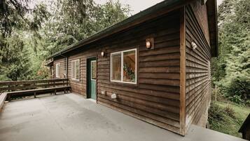 Cabin, 3 Bedrooms | Exterior