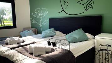 Kamar Double Comfort, pemandangan kebun | Ruang kerja ramah laptop, Wi-Fi gratis, dan seprai linen