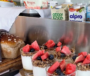 Daily buffet breakfast for a fee