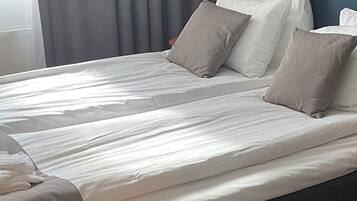 Kamar Double Ekonomi, pemandangan kebun | Ruang kerja ramah laptop, Wi-Fi gratis, dan seprai linen