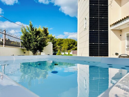 Airfenos - Luxury home in the Athens Riviera, Greece.