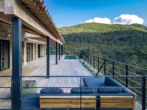 Terrace/patio - Villa D'architecte Comme un nid D'aigle en Pleine Nature Entre mer et Montagne (Sari-Solenzara)
