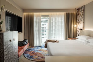 Egyptian cotton sheets, premium bedding, Tempur-Pedic beds, minibar - Hyatt Centric Malta (St. Julian's)