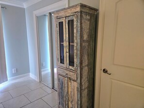 Interior - New Southern Breeze #6 Pet Friendly- Free Daily Activities Included! (Pensacola)