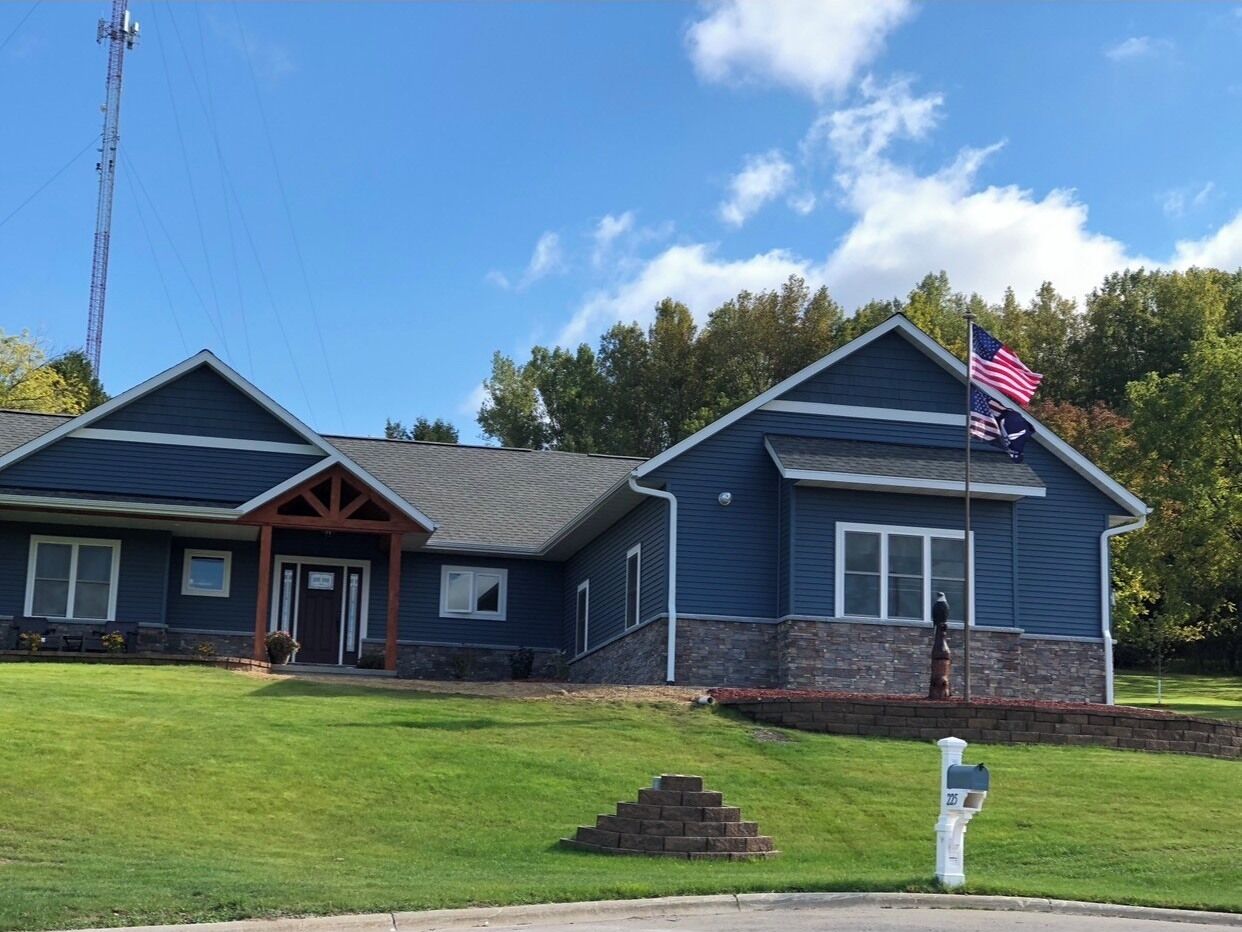 New 3 bedroom with relaxing outdoor space, views and abundant wildlife