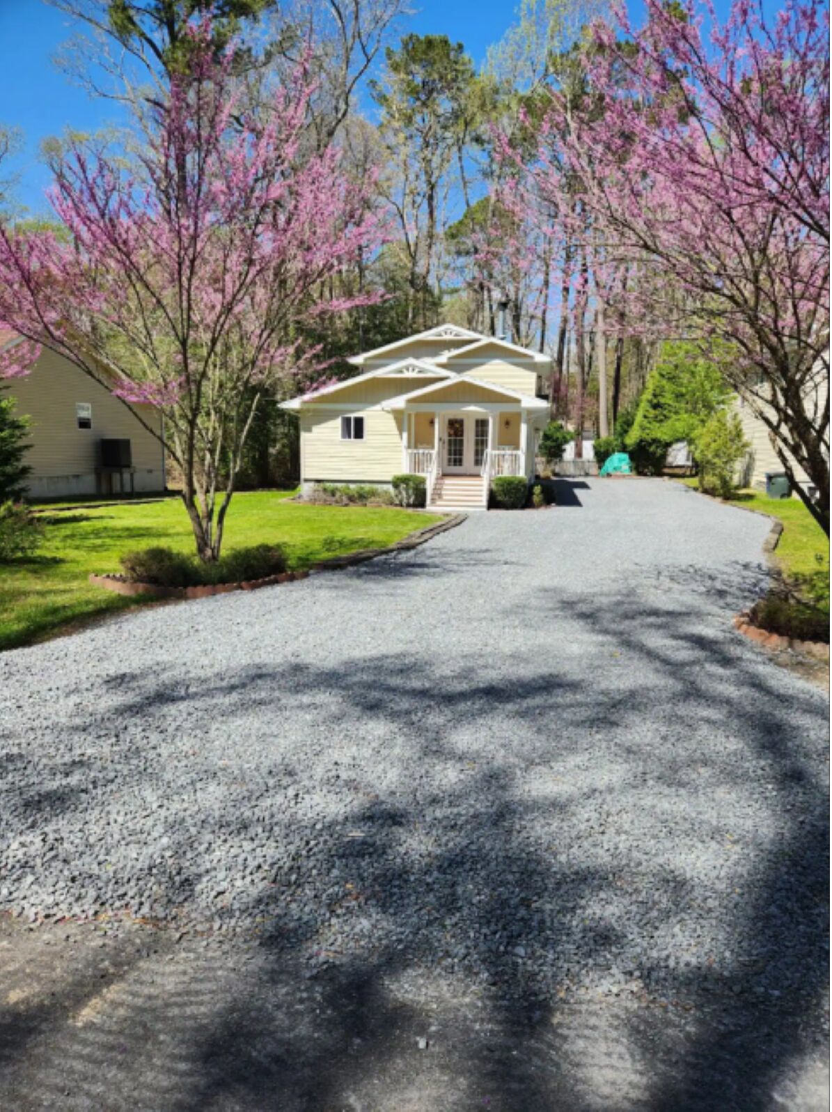 Admirals Cottage - Quiet Clean Cozy Pet Friendly w large fenced yard