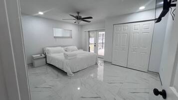 4 間睡房、熨斗/熨衫板、免費 Wi-Fi、床單