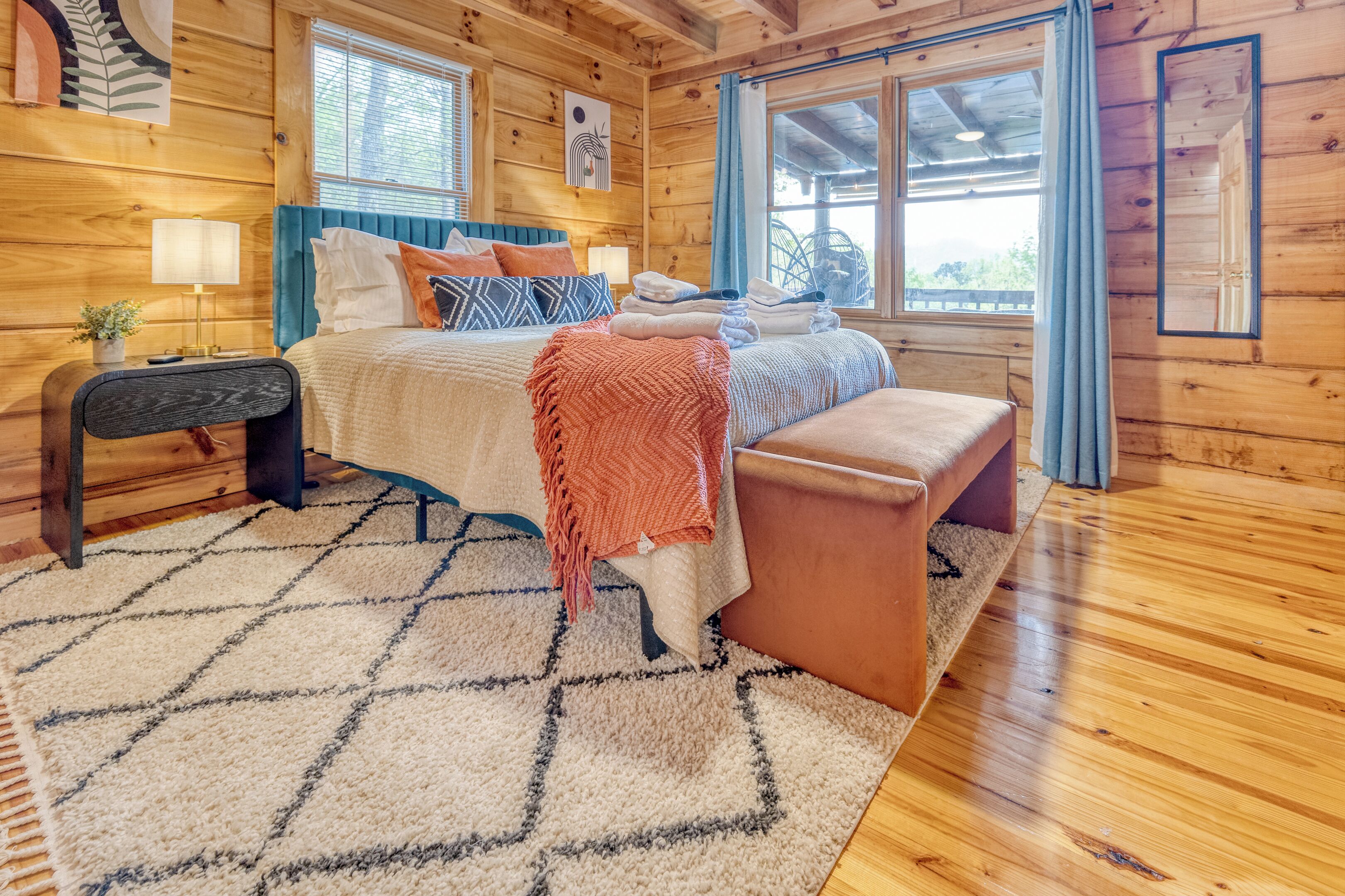 3 makuuhuonetta, työpöytä, vauvan matkasänky, ilmainen Wi-Fi