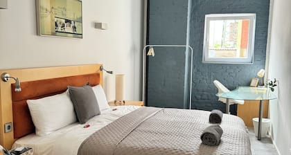 5 Min. von der Innenstadt Entfernt - 15 Min zum Hauptbahnhof u. Messe Düsseldorf
