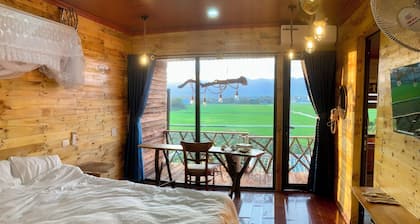 A Thia Homestay