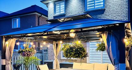 4 BR home near YYZ Airport & Train station|perfect for FIFA stay|2 parking|patio
