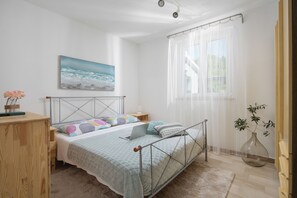 3 Schlafzimmer, Bügeleisen/Bügelbrett, kostenloses WLAN, Bettwäsche