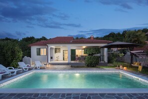 Pool - Romantic villa with istrian tavern (Labin)