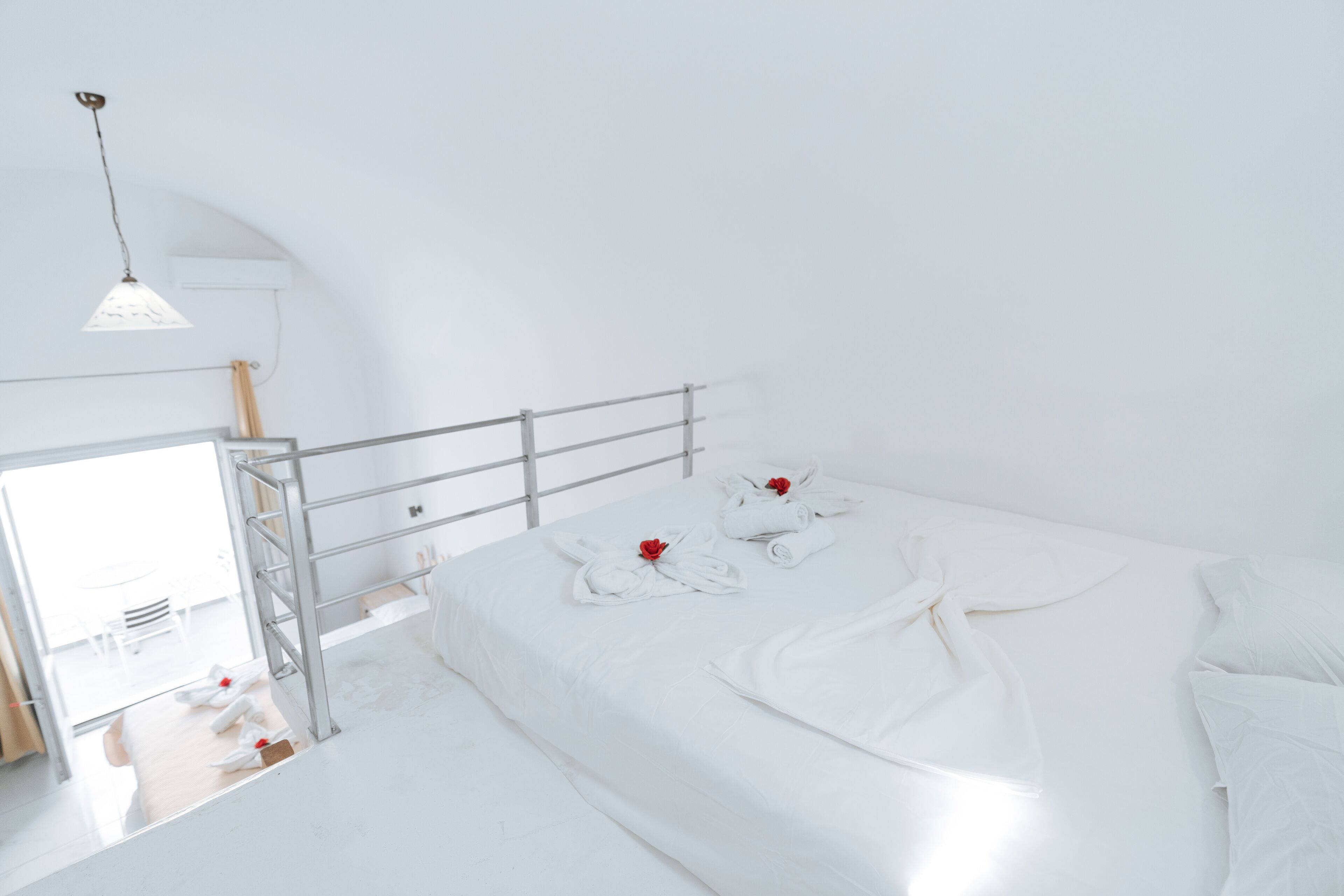 Frette Italian sheets, premium bedding, memory-foam beds, in-room safe