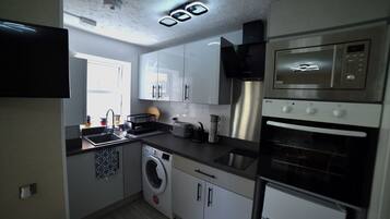 Fridge, microwave, oven