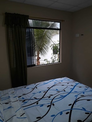 1 chambre, fer et planche Ă repasser, Wi-Fi, literie fournie