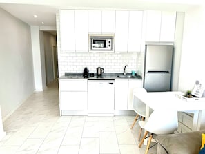 Microwave, stovetop, dishwasher