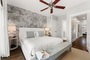 5 habitaciones, tabla de planchar con plancha, wifi y ropa de cama 