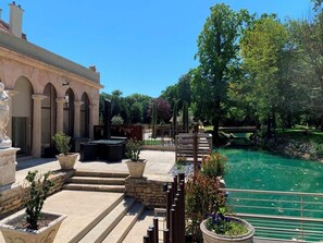 ลานระเบียง/นอกชาน